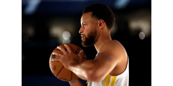 Welche Basketballspieler über 30 Jahre haben die Idee „Ein Mann, ein Team“ verwirklicht?